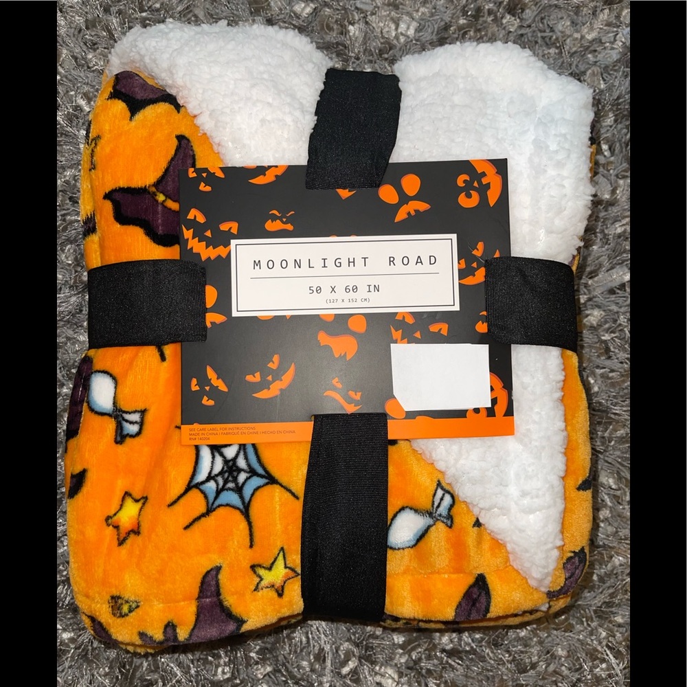 Halloween Sherpa throw blanket